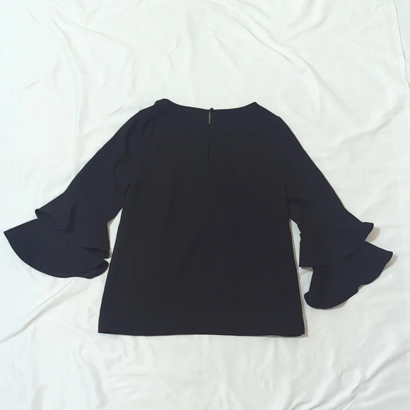 NWOTs J Crew Tiered Bell Sleeve Top Black Crepe Size 4T Spring 2025 - Picture 4 of 16